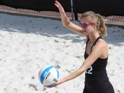 Sand Volleyball Downs Eckerd at Fiesta on Siesta