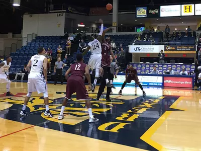 Drexel's Defense Holds Off Charleston, 61-54