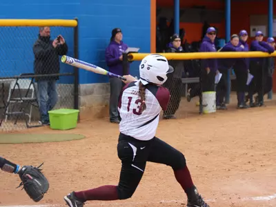 Cougars Earn Sunday Split; Close Opening Weekend 3-1