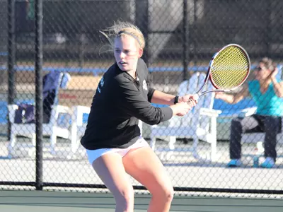 Women's Tennis Ends Skid with 6-1 Victory Over Chanticleers