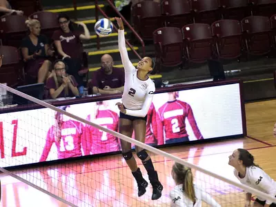 Cougars Finish Binghamton Off In Three Sets