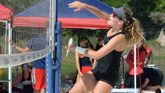 Cougars Equal Program-Record At Dig And Dive Invitational Image