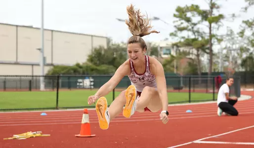 Avery Jackson; Long Jumping