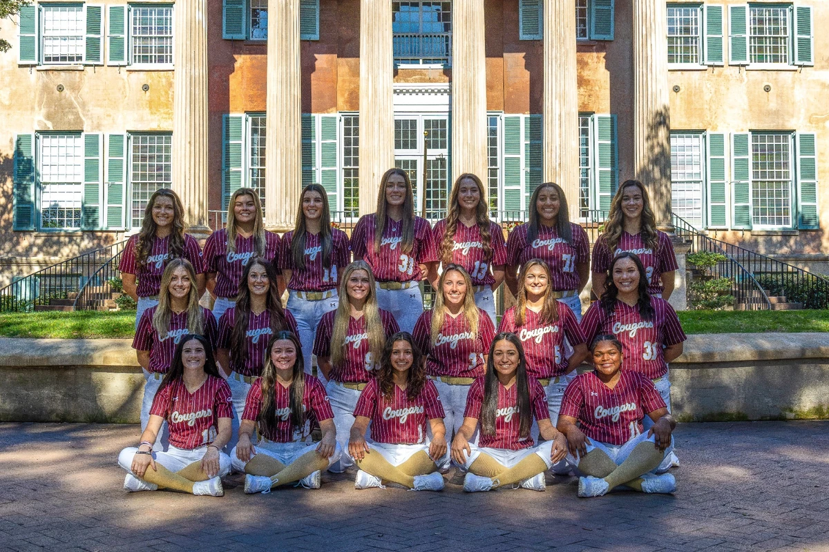 softball team photo 2024