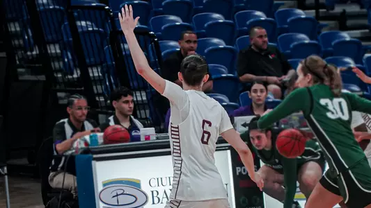 Sophia Tougas calls for the ball against Cleveland State