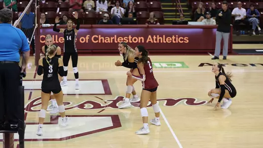 VB 09.26.25 vs Hofstra