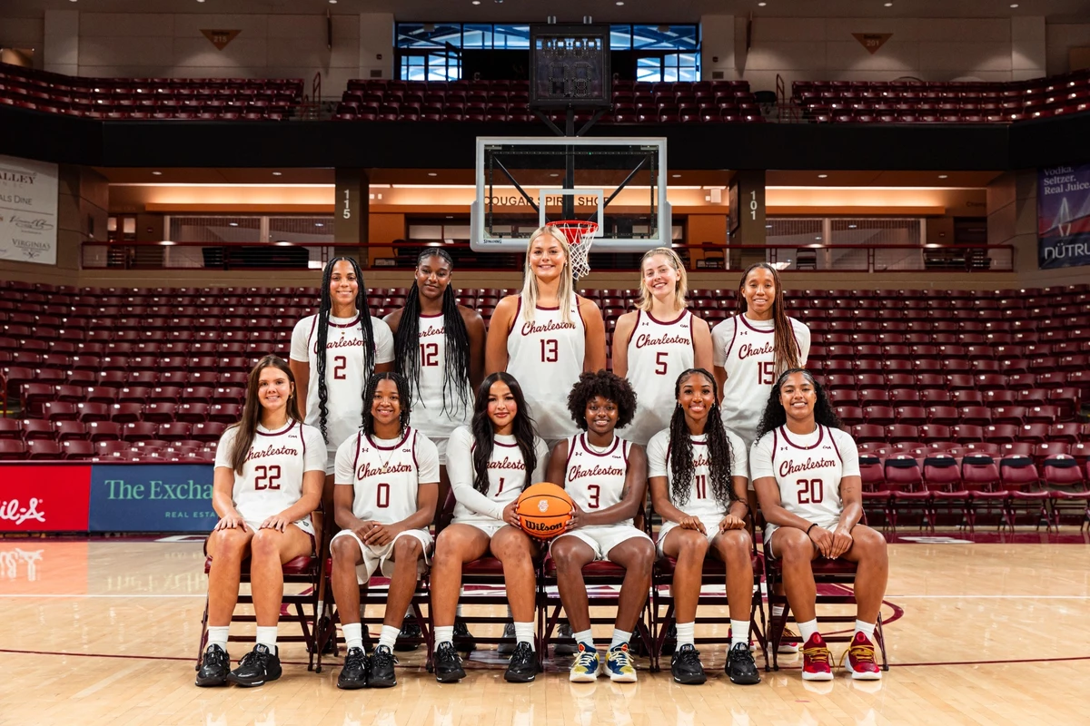 26-27 Women's Basketball Team