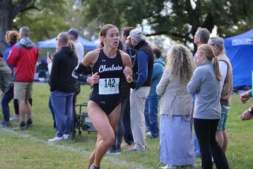 Gail Vaikutis running