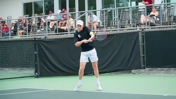 Jakub Solarski returns serve