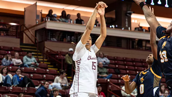 Tyja Beans shoots jumper