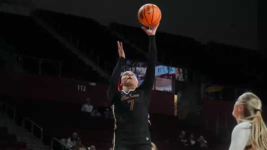 Jami Hill lays ball up at Elon