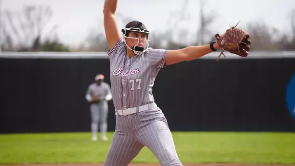 Jules Raymond pitching