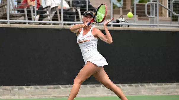 Riley Trinkle returns serve