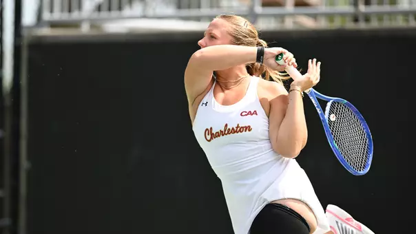 Marra Bruce hits tennis ball