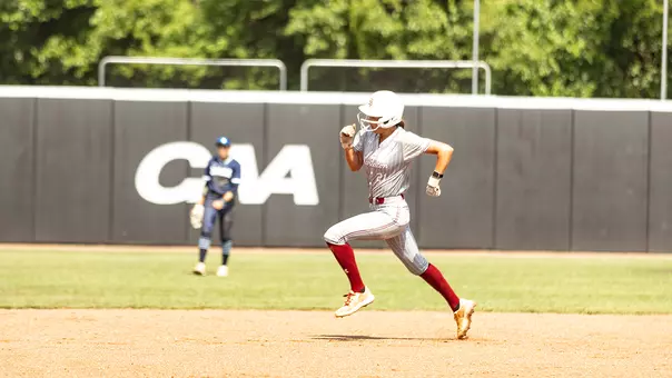 Leela Langston running bases