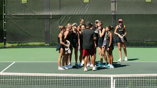 2026 Women's Tennis Team Huddle