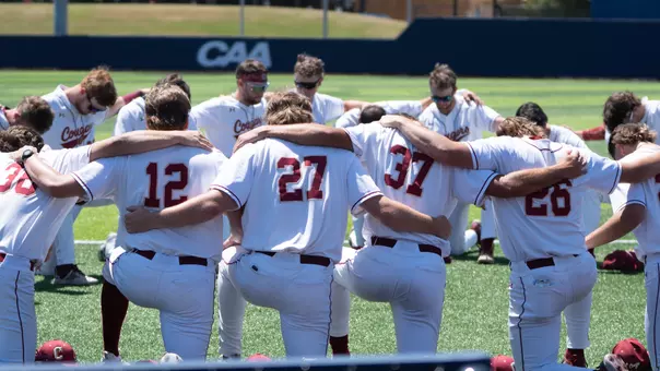 Baseball Huddles Pregame at CAA Championship