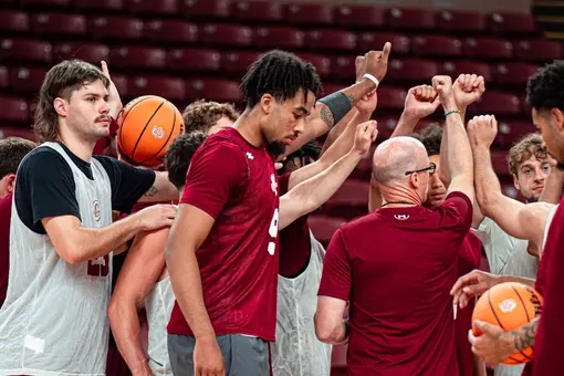 Men's Basketball Huddle