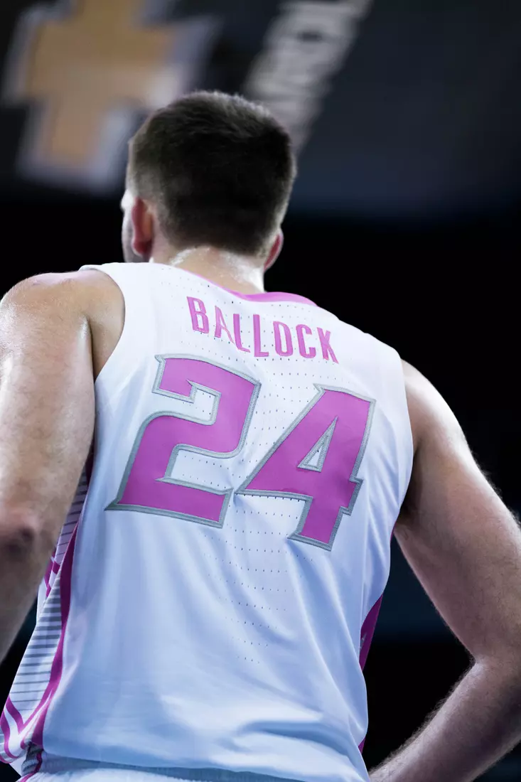 Georgetown at Creighton - Pink Out