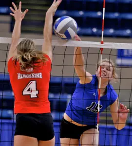 Volleyball Looks To Extend Road Streak at Indiana State, Illinois State