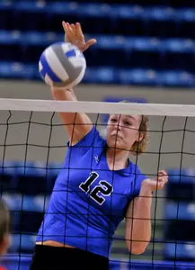 Volleyball Sweeps Salukis For Sixth Straight Win