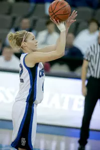 Women's Basketball Hosts Indiana State on Senior Day