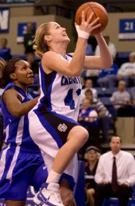 Bulldogs Blow by Bluejays, 72-52, in Women's Basketball