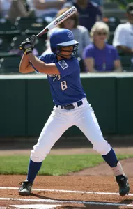 Softball Sweeps Doubleheader From Saint Joseph's