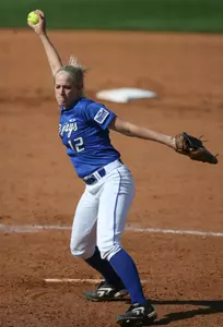 Softball Sweeps Doubleheader from Cyclones