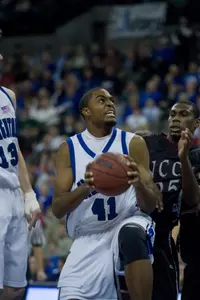 Men's Basketball Hosts SIU Sunday on ESPNU