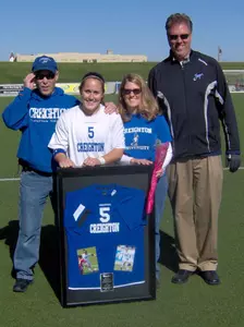 Women's Soccer Falls 5-2 to Evansville on Senior Day