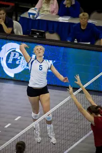Volleyball Opens 2009 Season With Bluejay Invitational