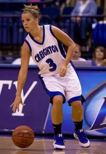 Women's Basketball Wins Third Straight, Tops NDSU