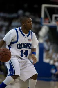 Woodfox Trey, Defensive Stand Gives Men's Basketball 65-64 Win at ORU