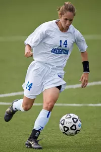 Women's Soccer Wins Regular Season Finale 4-2