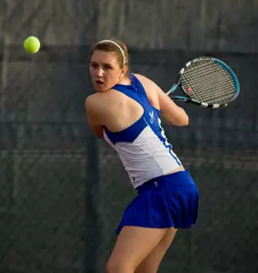 Women's Tennis Drops MVC Match at Evansville