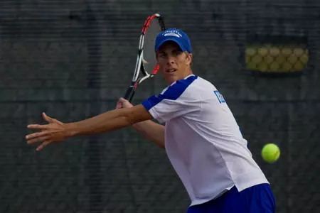 Men's Tennis Drops Match in Orlando