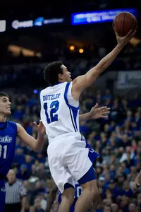 MBB Regular-Season Title Clinched With 74-70 Win Over Redbirds