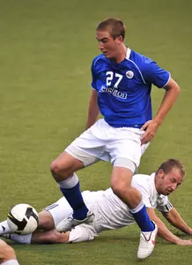 No. 9 Men's Soccer Returns Home to Host SIUE in First Place Battle