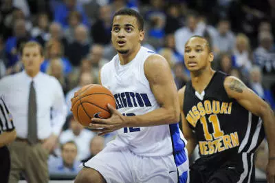 Men's Basketball Hosts UALR on Sunday