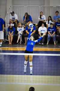 Volleyball Visits Sycamores & Redbirds in First MVC Road Trip of 2009