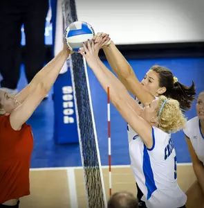 Volleyball Takes Down SIU, 3-1