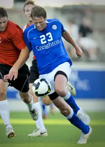 Pilots Clip No. 17 Bluejays, 2-1, in Men's Soccer