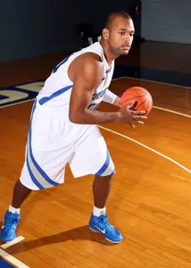 Men's Basketball Uses Inside Game in 60-47 Win