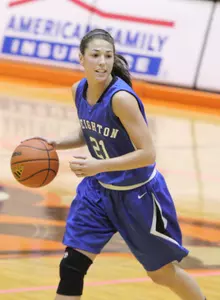 First-Place UNI Tops Creighton 60-52 in Women's Basketball