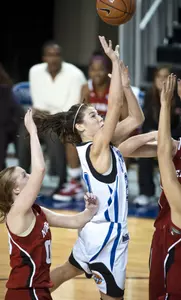 Late Lay-Up Lifts UNI Past Women's Basketball, 58-57