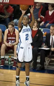Bluejays Hold Off Braves for 72-68 Women's Basketball Win