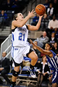 Braves Beat Bluejays, 72-62, in Women's Basketball