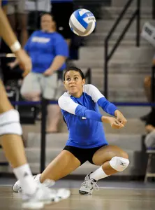 Volleyball Reaches MVC Final With 3-1 Win Over Shockers