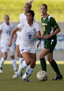 Women's Soccer Falls 4-2 in NCAA Tournament